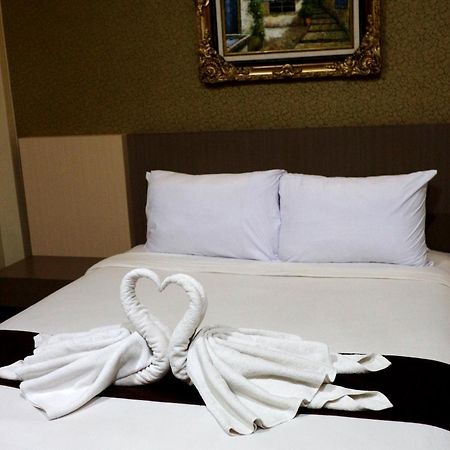 Grand Dian Boutique Hotel צ'ירבון מראה חיצוני תמונה